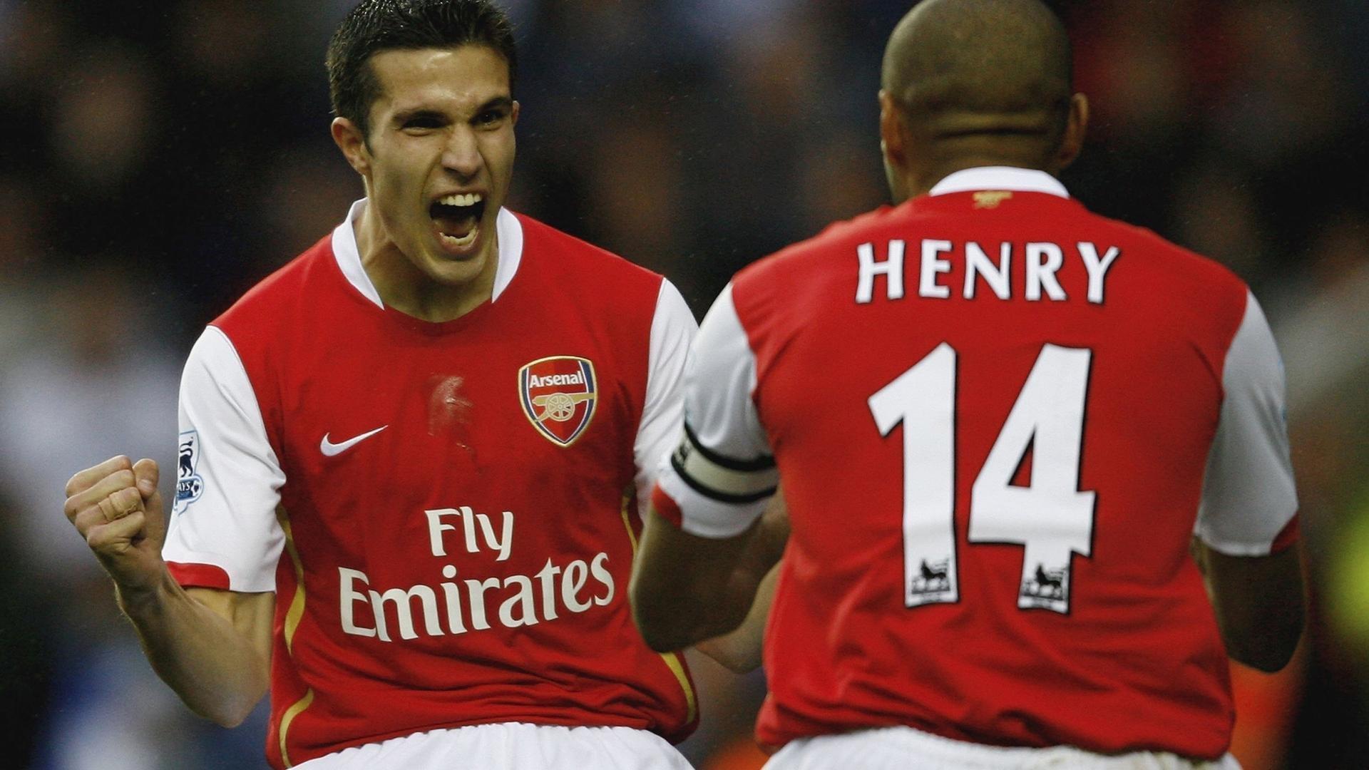 巴迪亚西勒谈后防核心之道，冷静为盾，全力为矛，助力球队稳健前